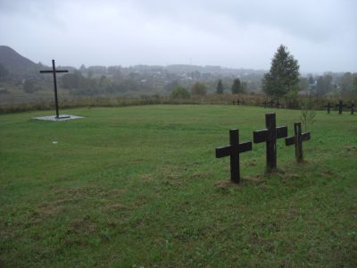 Место захоронения военнопленных. Символический крест