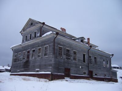 Дом Баженовых