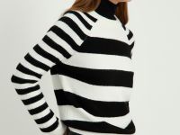 Джемпер прямого силуэта с шерстью