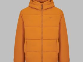 Утепленная куртка с капюшоном