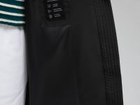 Утепленное пальто с капюшоном