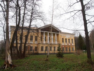 Главный дом усадьбы