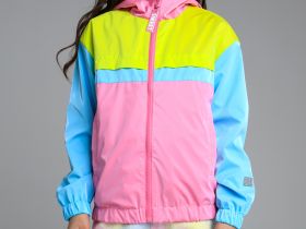 Куртка текстильная с полиуретановым покрытием для девочек (ветровка)