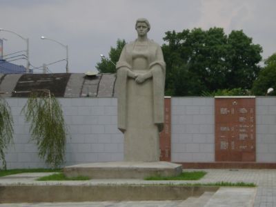 Скульптура Родины-матери
