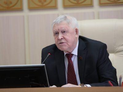 Виктор Губарев: "Владимир Путин всегда говорит откровенно и честно, ведёт диалог с населением"