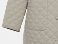 Утепленное полупальто с накладными карманами