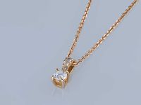 Классическая подвеска из красного золота с бриллиантами э0201пд12161200