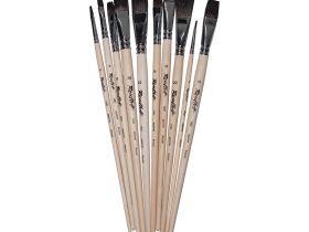 Кисть белка №18 плоская Roubloff "1422" длинная ручка п/лак