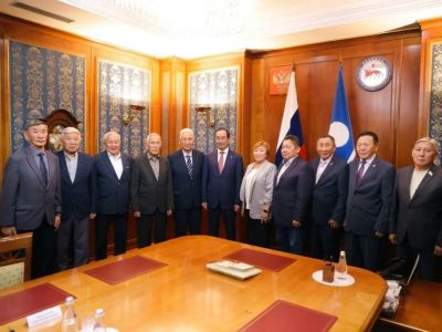 Ветераны муниципальной службы Якутии поддержали обновление порядка избрания глав муниципалитетов