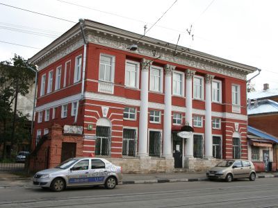 Дом Фролова