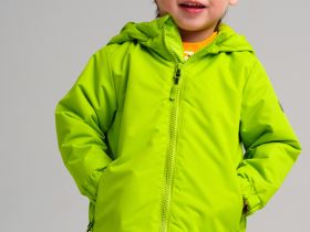Куртка детская текстильная с полиуретановым покрытием для мальчиков (ветровка)
