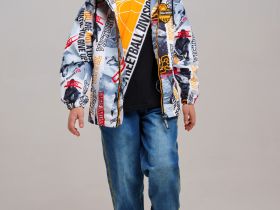 Куртка текстильная с полиуретановым покрытием для мальчиков (ветровка)