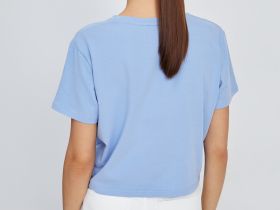 Футболка с узлом