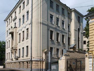 Ворота с калитками,  1903 г., архитектор Б.Н. Шнауберт