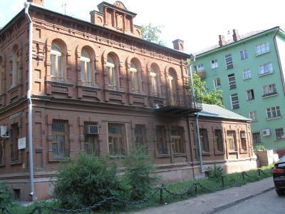 Здание бывшего военно-окружного ветеринарного управления