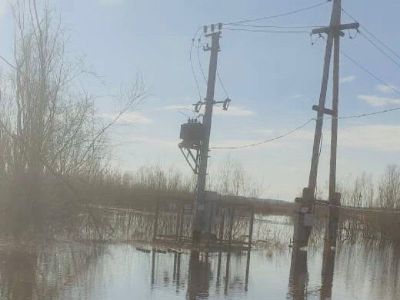 В Якутске из-за подтопления Даркылаха отключили участок ЛЭП и трансформаторные подстанции