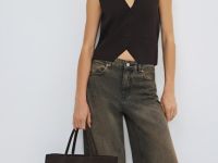 Жилет на пуговицах, Коричневый