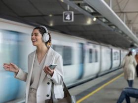 Беспроводные наушники Sony