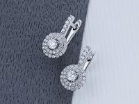 Серьги из белого золота с бриллиантами э0901сг08184800