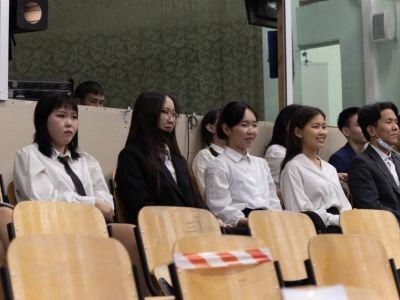 Выражение благодарности и признательности. В Якутии инициировали День дарения школам