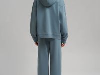 Толстовка объемного кроя из футера