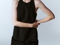 Платье мини с декором из перьев, Черный