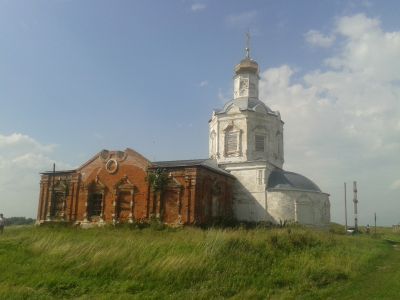 Здание бывшей Успенской церкви