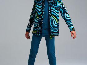 Куртка трикотажная для мальчиков