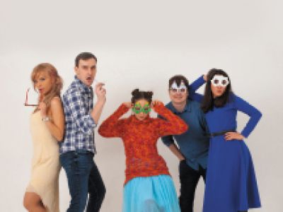 бывшая, в НОВЫЙ ГОД прибывшая