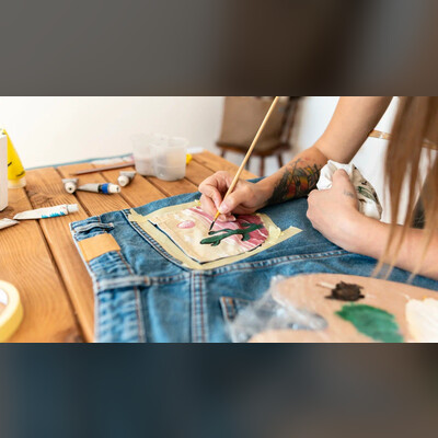 Рисуем яркие принты на одежде