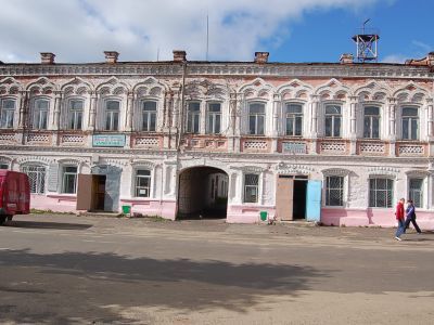 Дом с лавками В. Чиркина