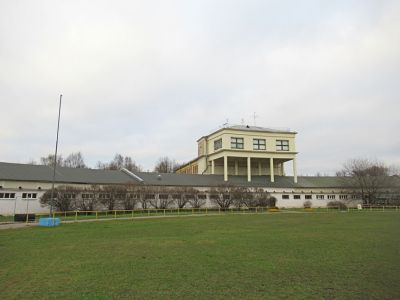 Здание стадиона "Кировец" ("Красный треугольник")