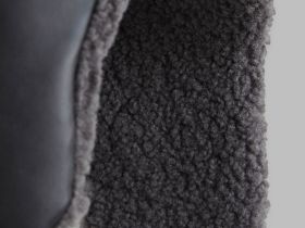 Шапка-ушанка из искусственной кожи