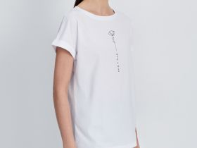 Футболка с круглым вырезом