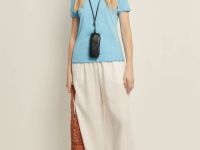 Футболка приталенного силуэта