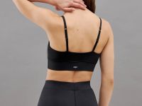 Спортивный топ на бретелях из капсулы sport