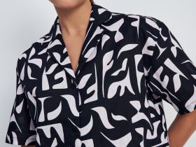 Рубашка женская с принтом изо льна