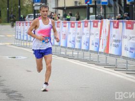 Чемпионом России на 100 км в Якутске стал Валерий Лукин
