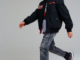 Куртка текстильная с полиуретановым покрытием для мальчиков