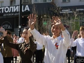 5,5 тысяч пар станцевали вальс Победы в Якутске