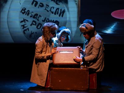 Билеты на 15 старых чемоданов и одна страна (Новая сцена Александринского театра) / Театр | Афиша | ИнфоТаймс