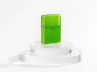 Зажигалка ZIPPO Logo с покрытием Lurid™, латунь/сталь, зеленая, глянцевая, 38x13x57 мм