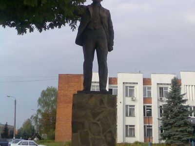 Памятник В.И.Ленину