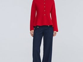 Кардиган с баской и золотыми пуговицами, Красный