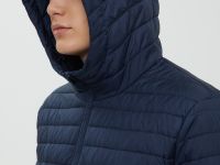 Стеганая куртка с капюшоном