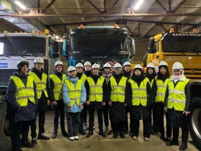 Учащимся «АЛРОСА-класса» провели профориентационную экскурсию в Мирном