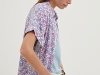 Блузка с коротким рукавом и отложным воротником