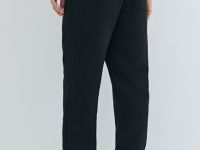 Базовые джоггеры, Черный