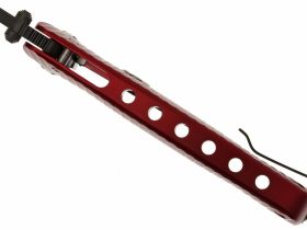 Нож складной LionSteel SR1A RB RED, сталь D2 Black Finish, рукоять алюминий (Solid®), красный