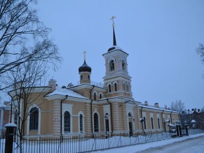 Церковь Сергия Радонежского, учебный зал и цейхгауз лейб-гвардии 2-го Стрелкового батальона